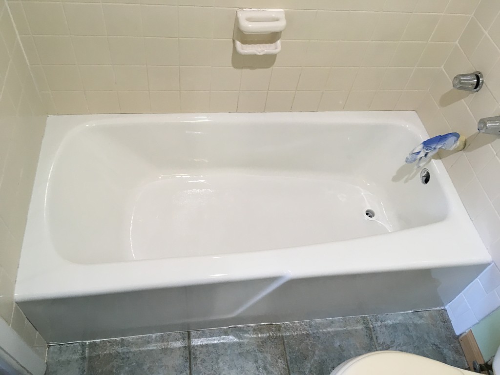 Bathtub Refinishing - After